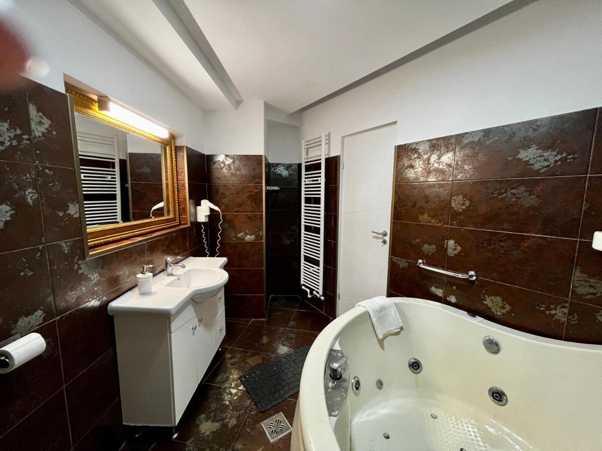 Riviera Unirii Residence Bucharest Exterior photo